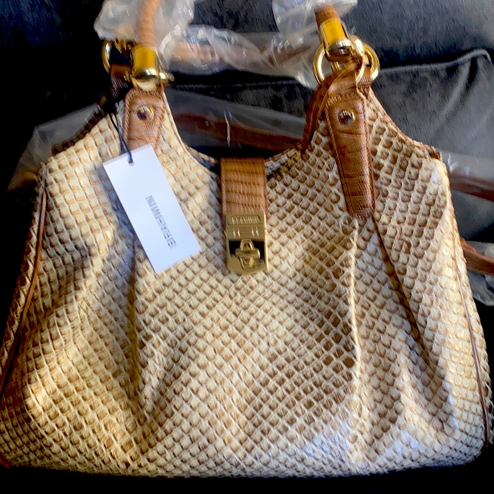 Brahmin Elisa Latte Java Melbourne Hobo Satchel NWT. Smoke Free House!